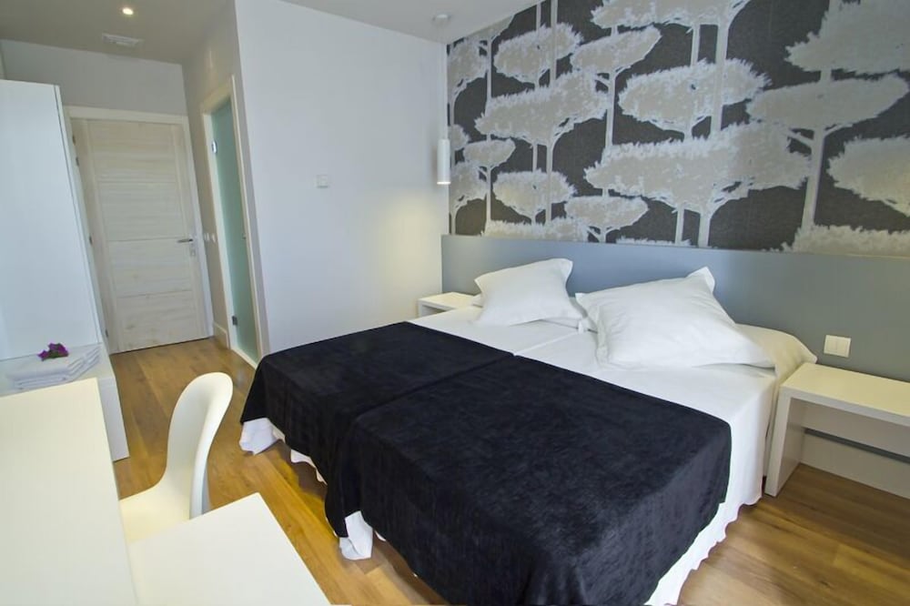 Deluxe Twin Room photo 2