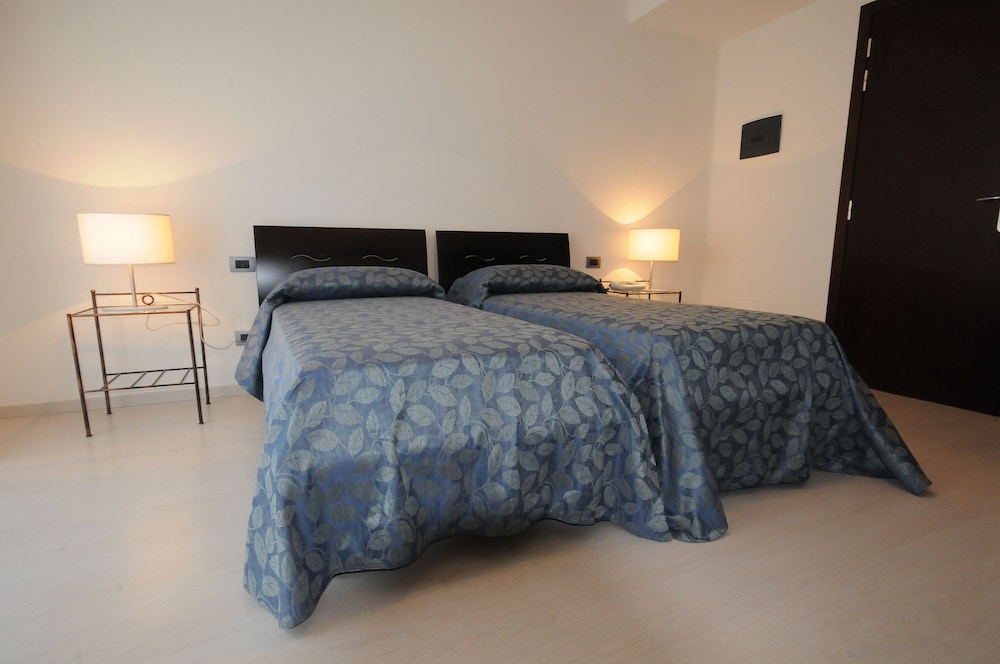 Economy Double Room, Garden View, Annex Building photo 1