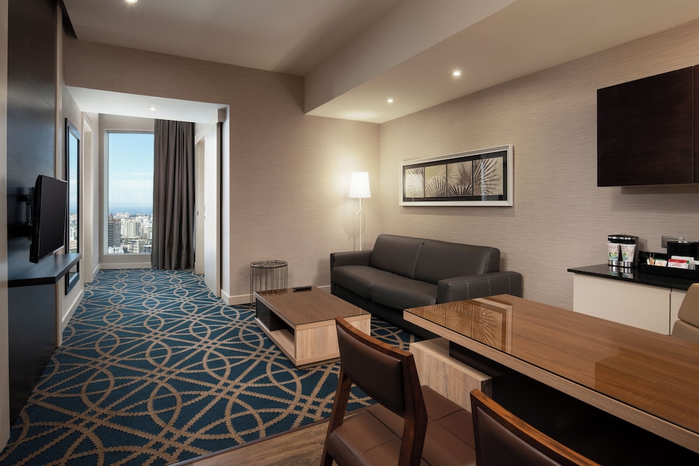 Suite, 1 Bedroom thumbnail 6