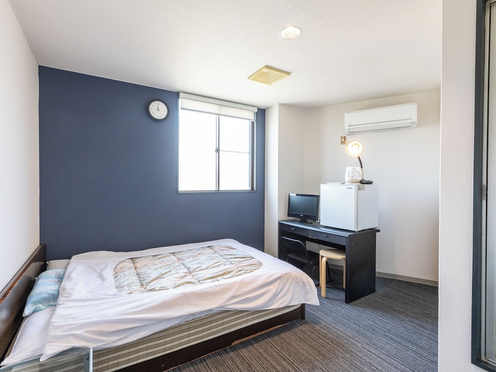 Double Room, Non Smoking - Photo 14