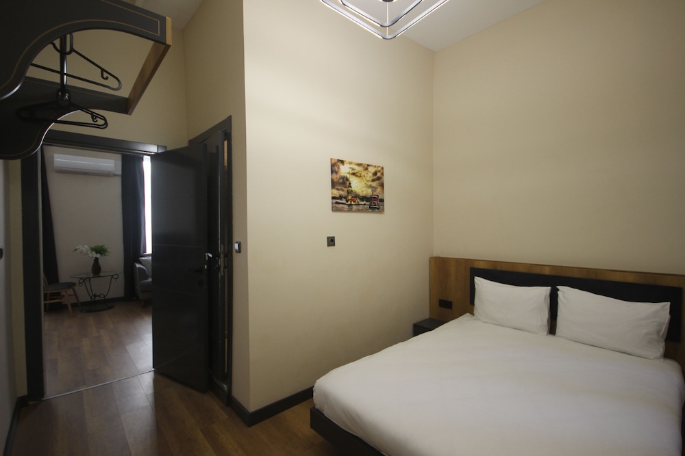 Standard Quadruple Room photo 3