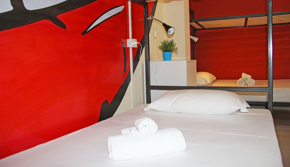 Shared Dormitory, 1 Large Twin Bed