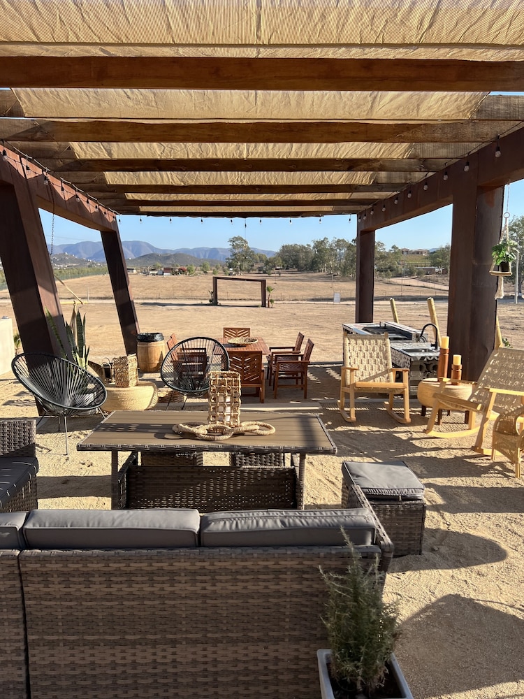 Grand Cabin, Garden View photo 3