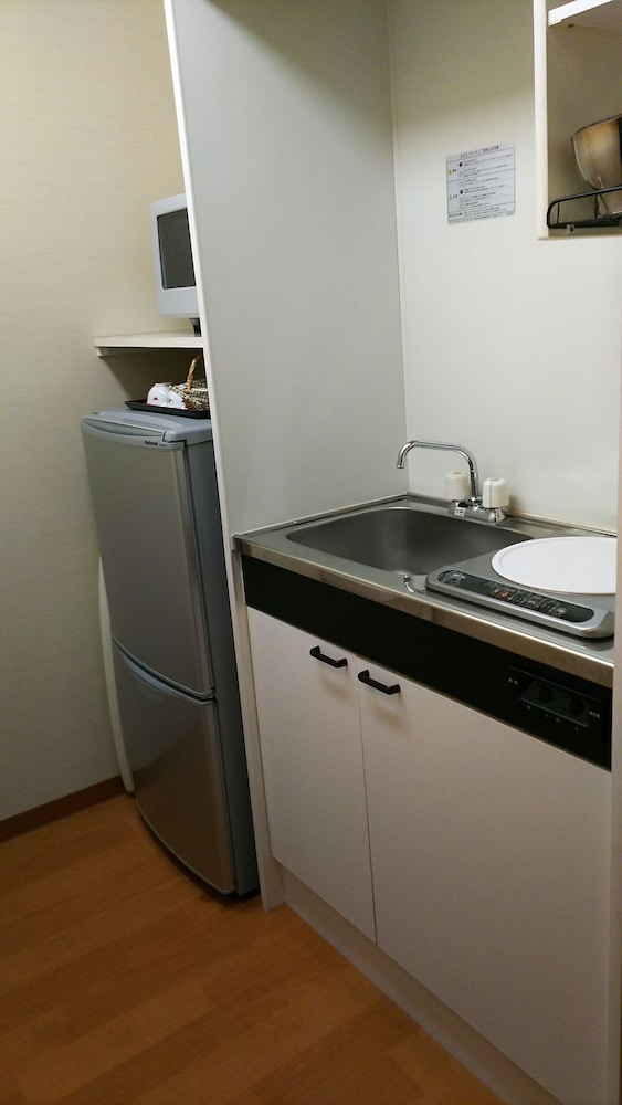 Luxury Room, Non Smoking (1 Double Bed + 2 Futons) photo 2