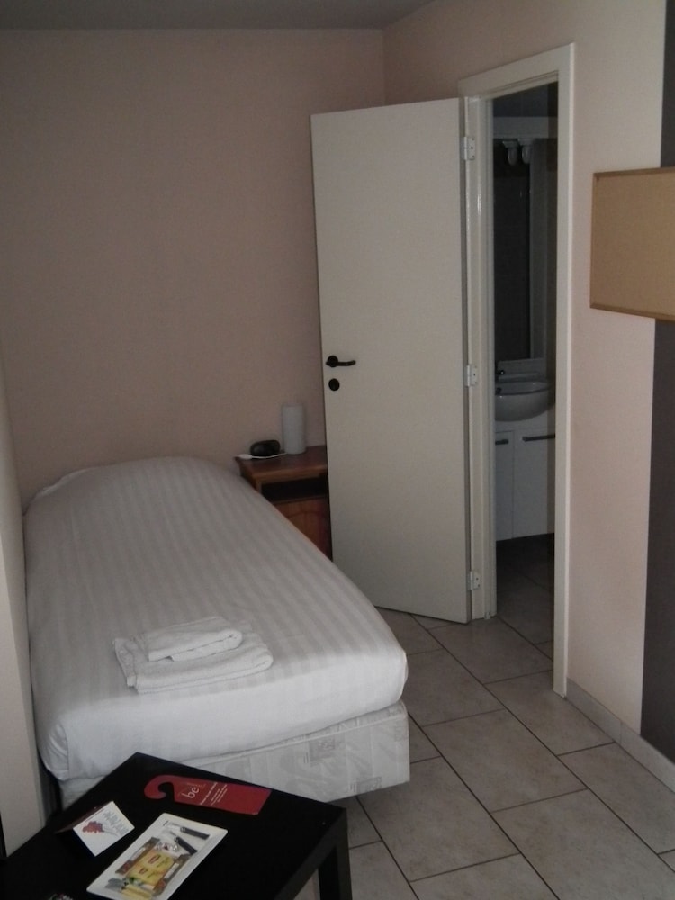 Studio, 1 Twin Bed - Photo 1