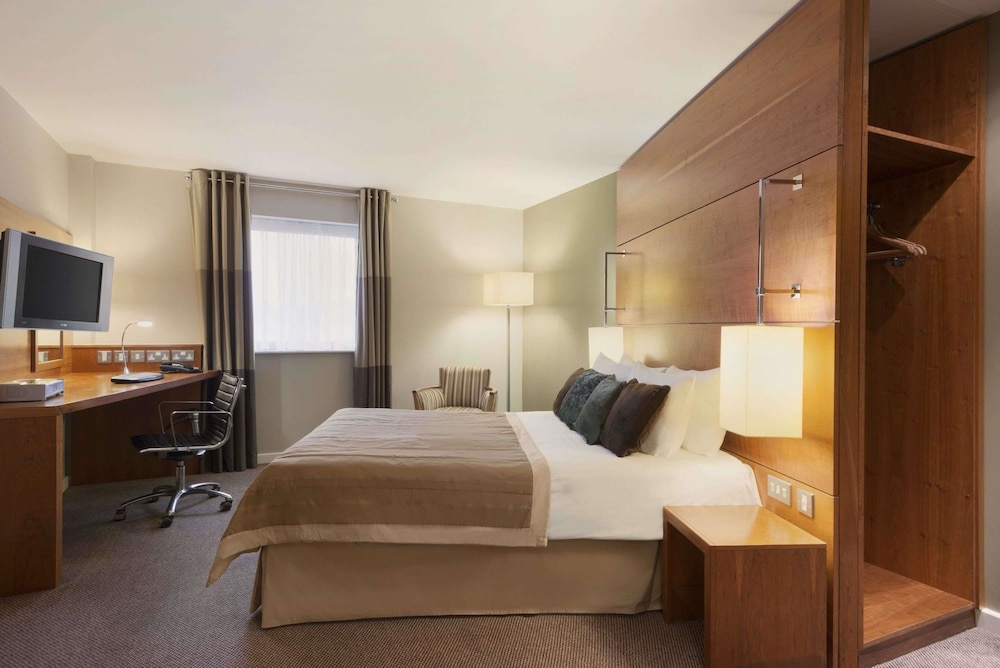 Room, 1 Double Bed, Non Smoking - Photo 2