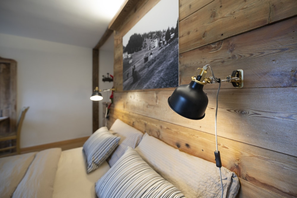Superior Double Room, Mountain View photo 2
