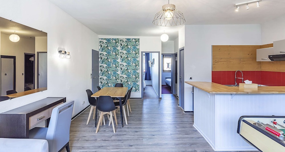 Standard Apartment, Multiple Beds, Non Smoking (Shower Only) - Photo 1