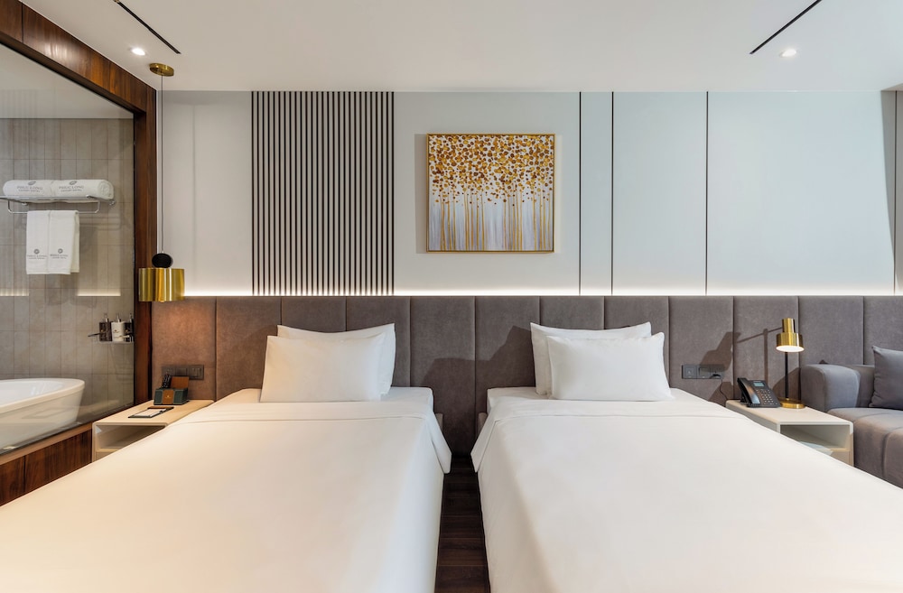 Premier Double or Twin Room, Ocean View, Corner