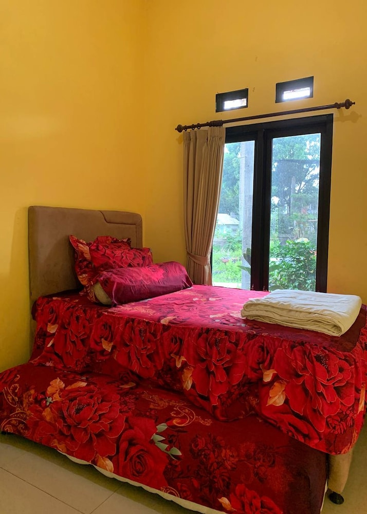 Twin Room - Photo 4