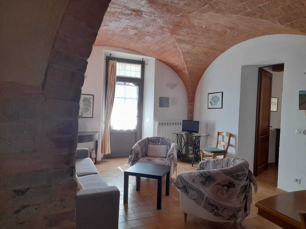 Villa photo 2