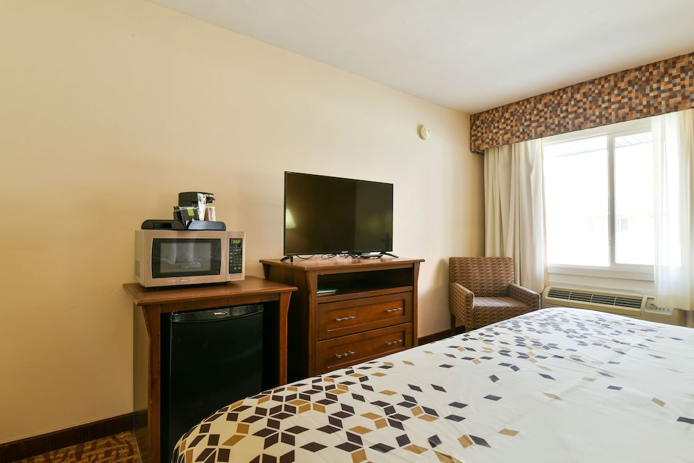 Superior Room, 1 King Bed, Non Smoking - Photo 10