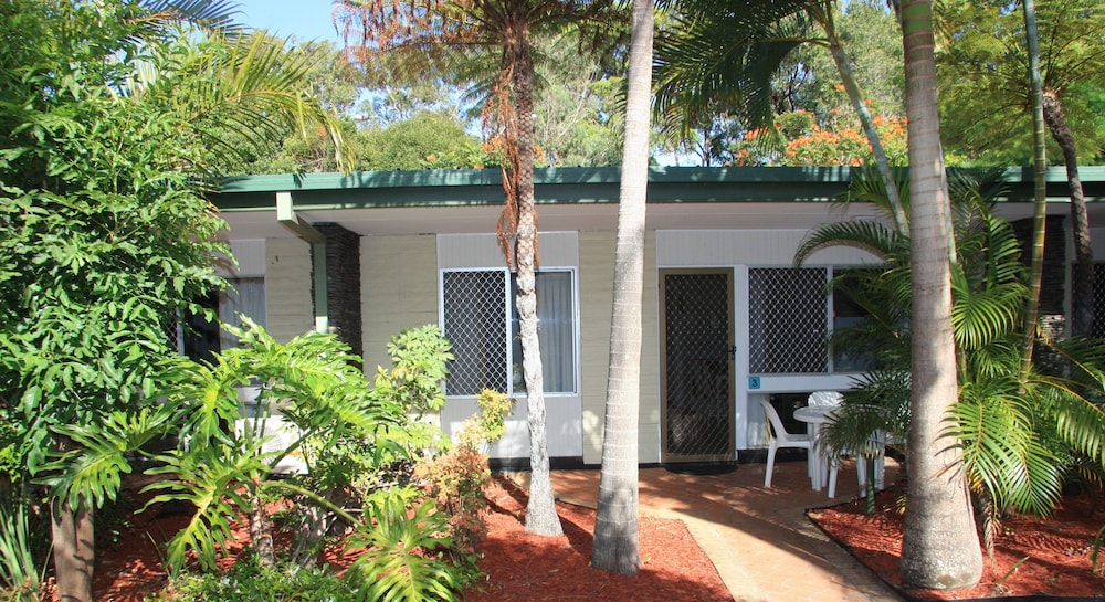 Garden Villa Two Bedroom - One Queen & One Double Bed photo 2