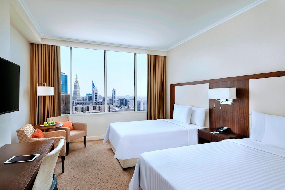 Deluxe Room, 2 Twin Beds - Photo 1