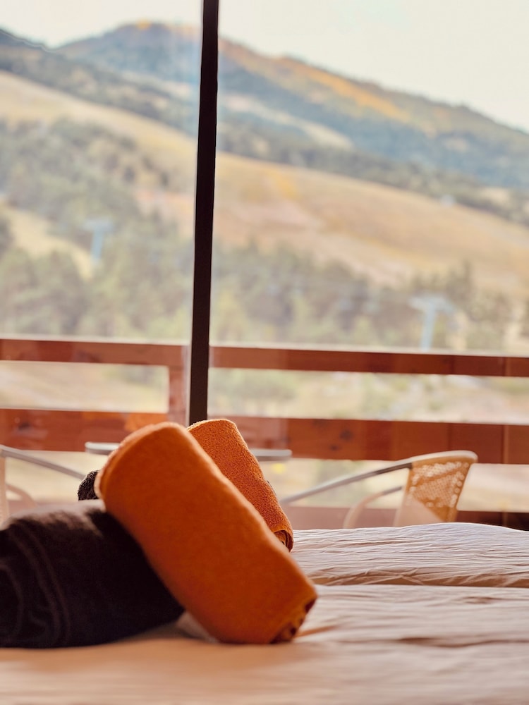 Family Quadruple Room, Balcony, Mountain View photo 1
