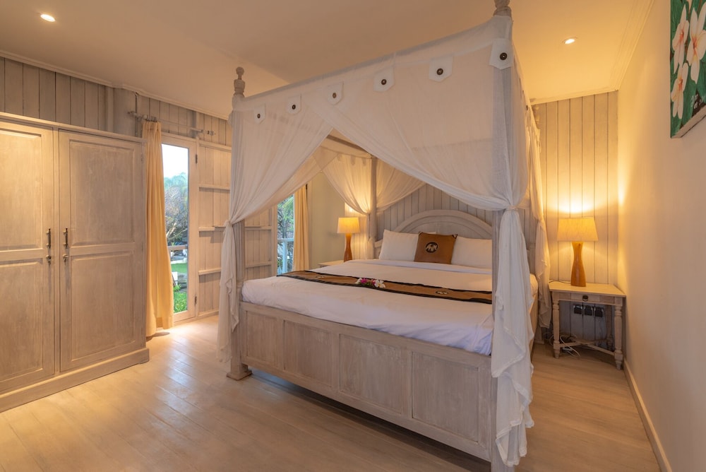 Classic Villa, 4 Bedrooms, Private Pool, Beach View photo 1