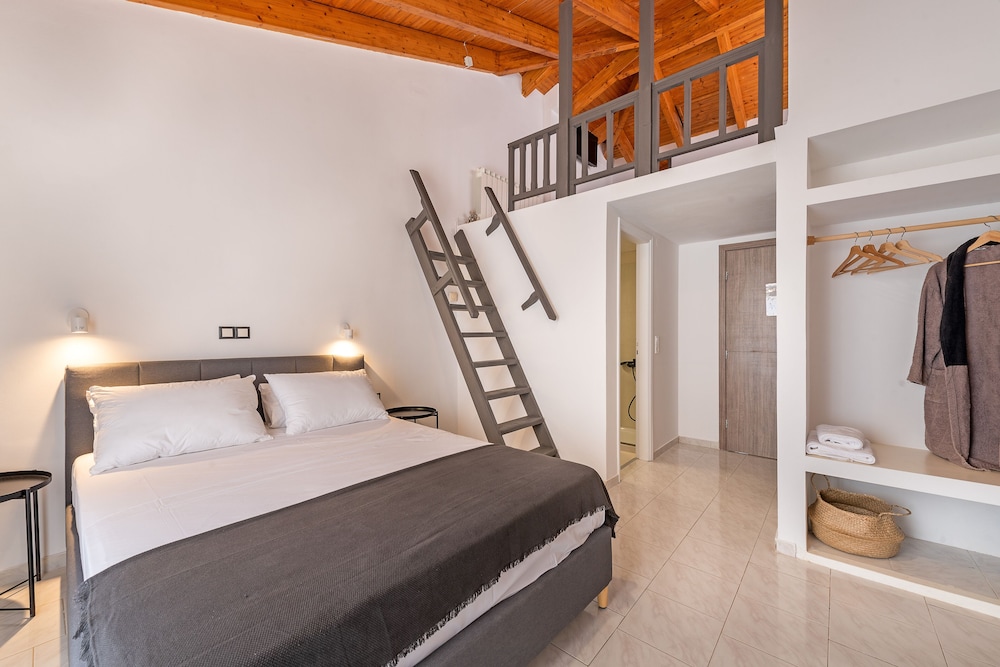 Junior Suite, Sea View - Photo 1