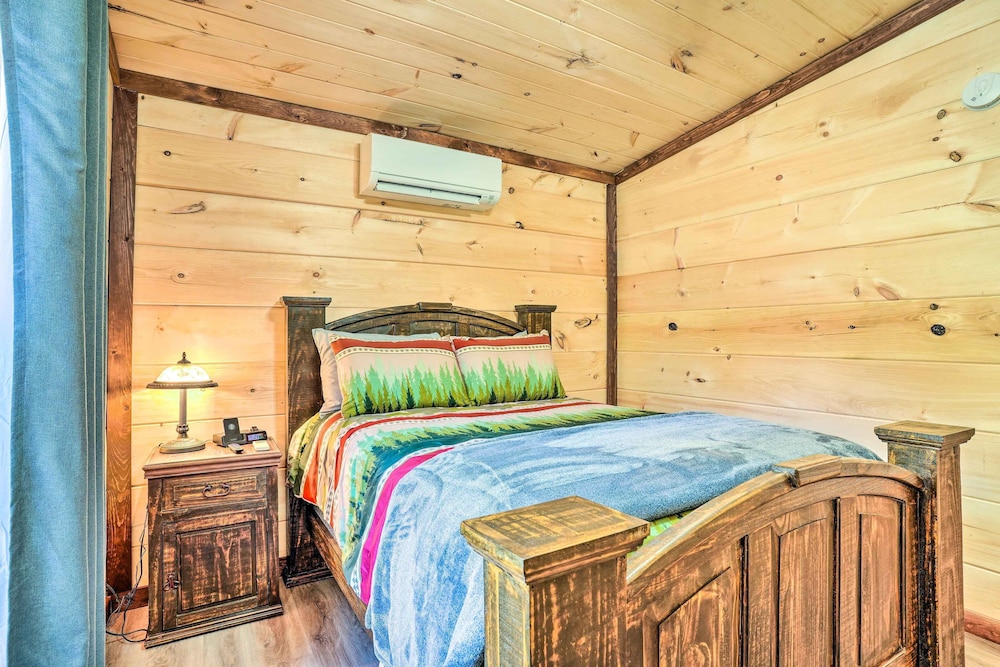 House (2 Bedrooms) photo 1