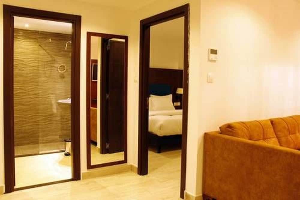 Suite photo 1