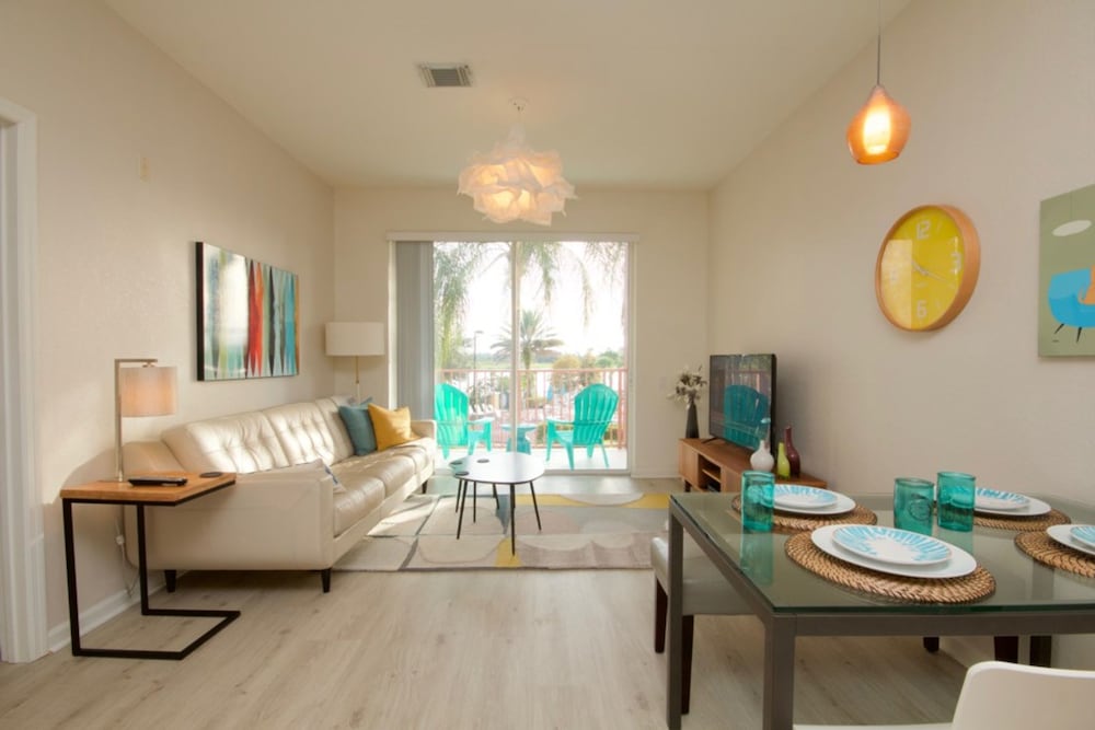 Condo, 2 Bedrooms