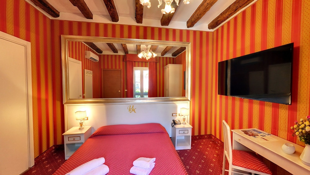 Superior Double Room, Garden View photo 2