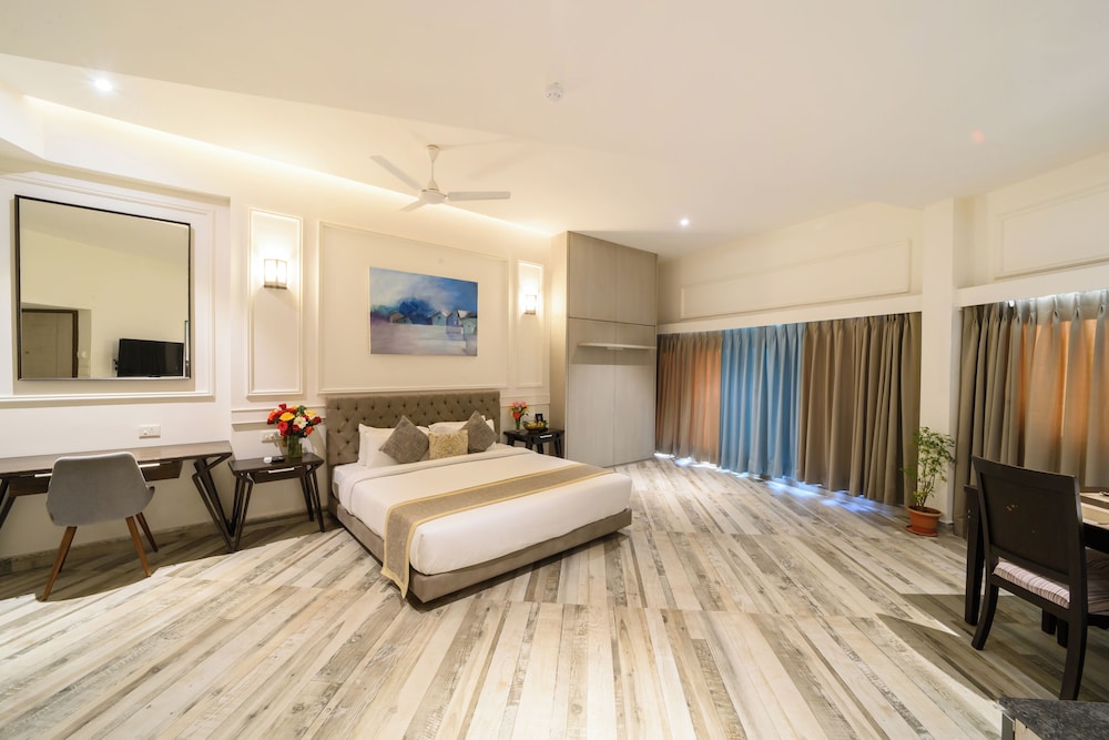 Quadruple Room, 1 Bedroom, Sea View - Photo 4
