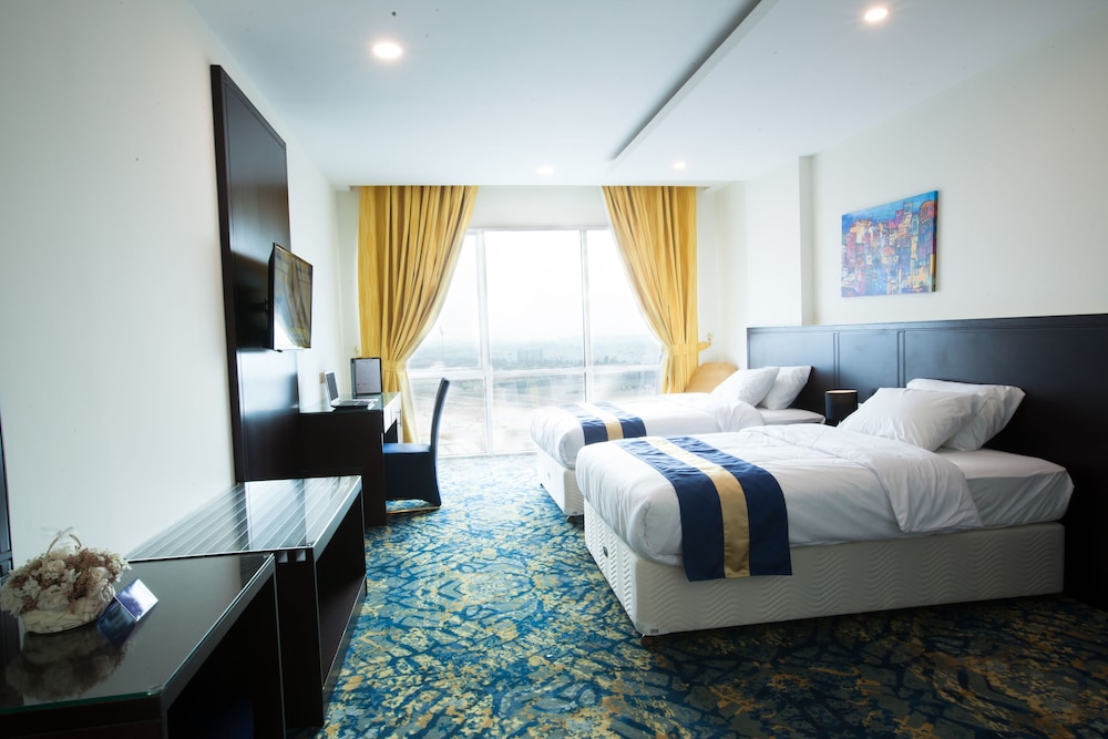 Deluxe Twin Room, 2 Twin Beds, City View photo 2