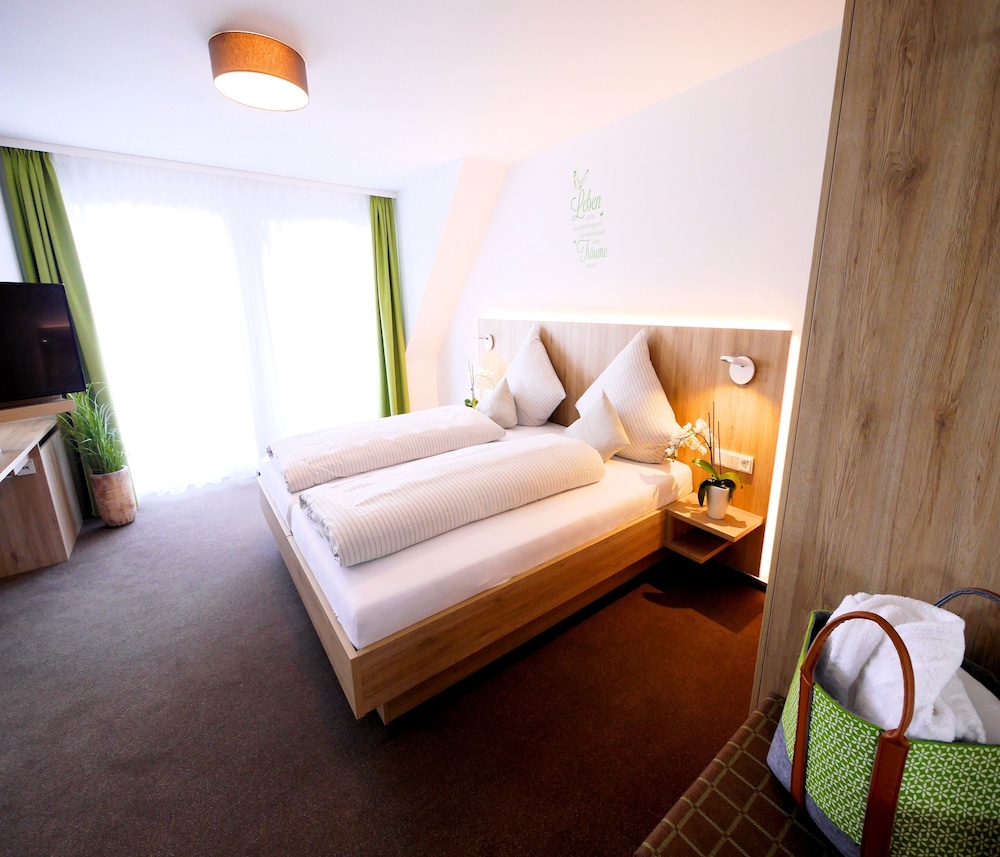 Deluxe Double Room Single Use photo 1