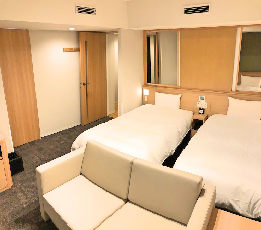 Moderate Quadruple Room - Photo 4