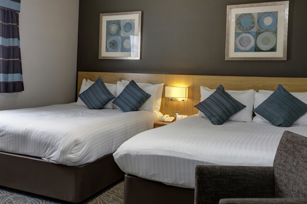 Standard Room, 2 Double Beds, Non Smoking - Photo 1