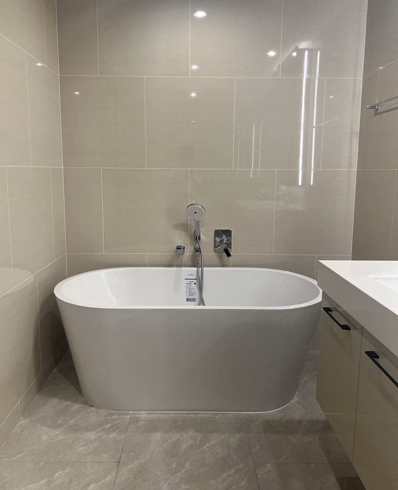 3 Bedrooms Exclusive Apartment (Unit 503) photo 2