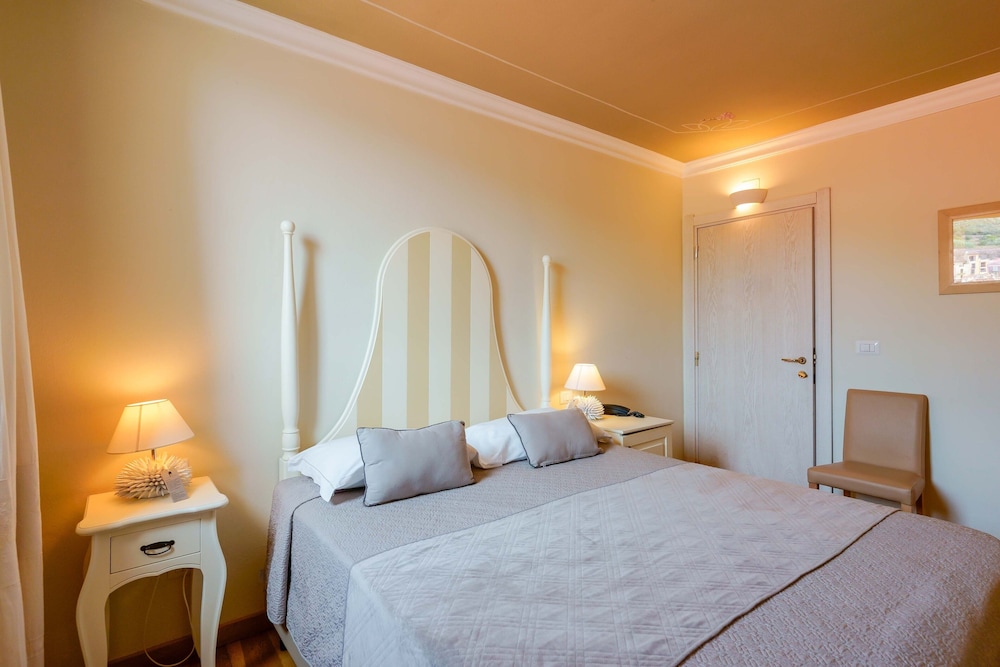 Classic Room - Photo 2