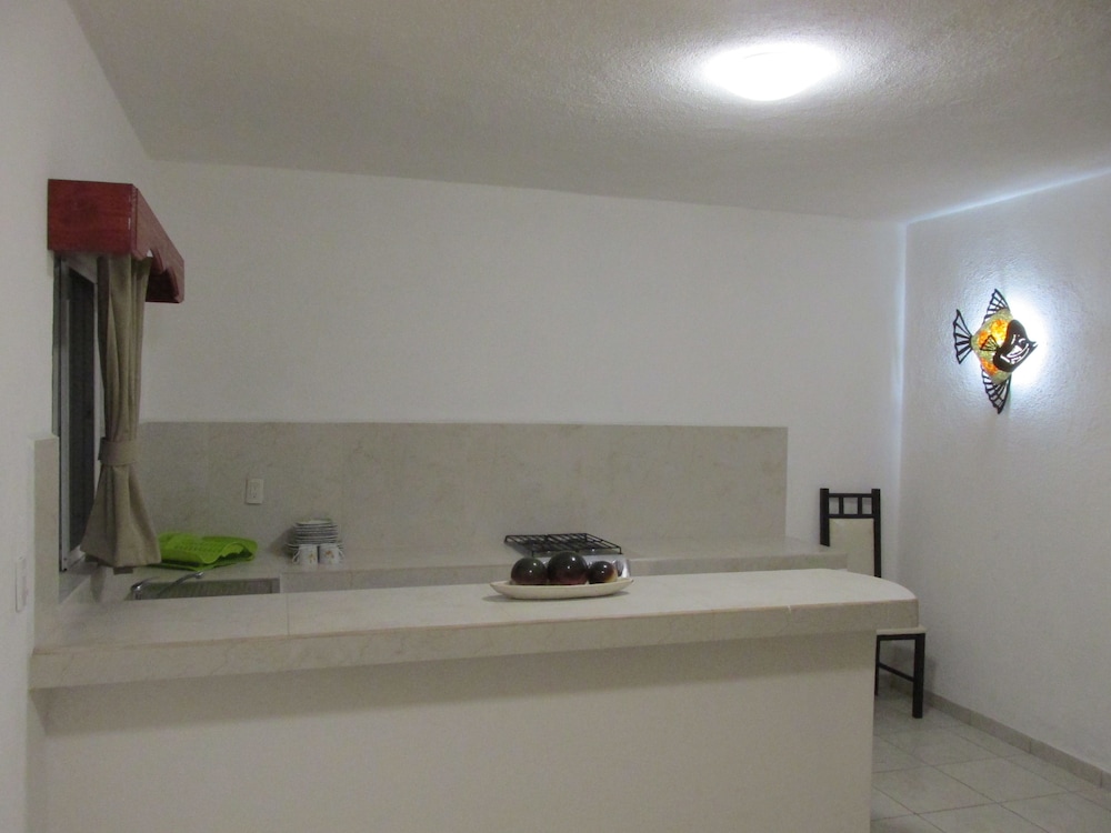 Single Room photo 3