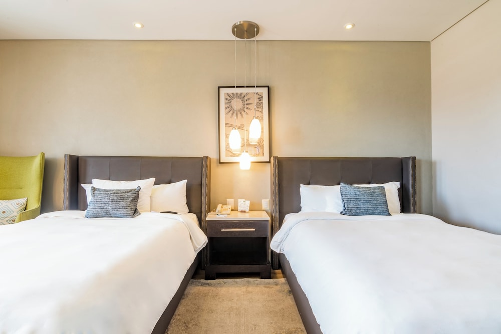 Deluxe Room, 2 Double Beds - Photo 2