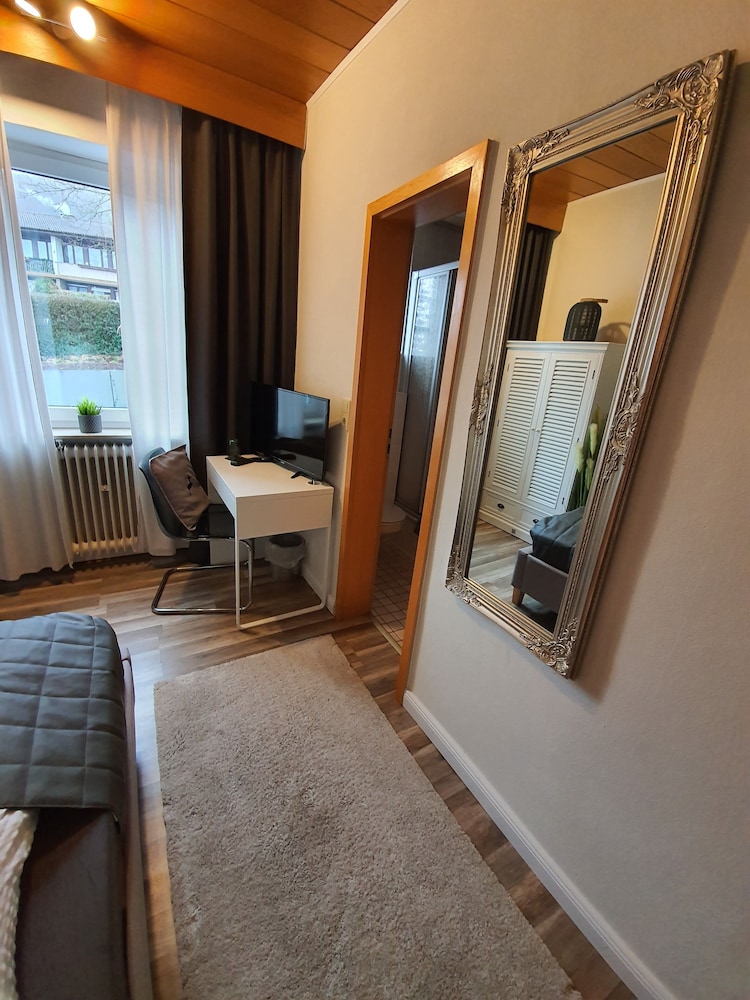 Single Room photo 3