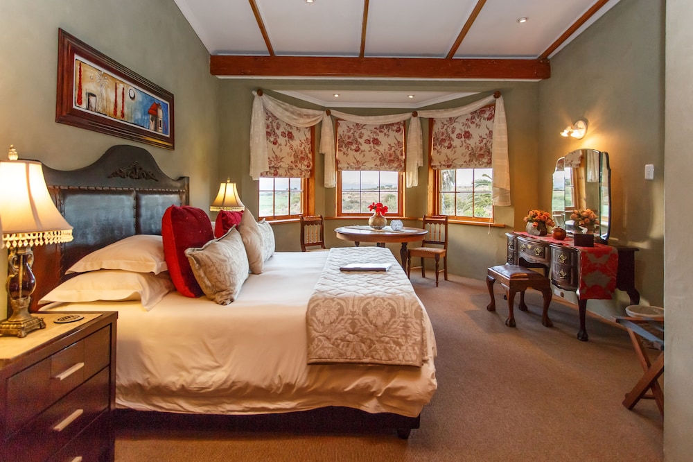 Deluxe Suite - Photo 5