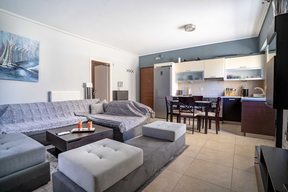 City Apartment photo 2