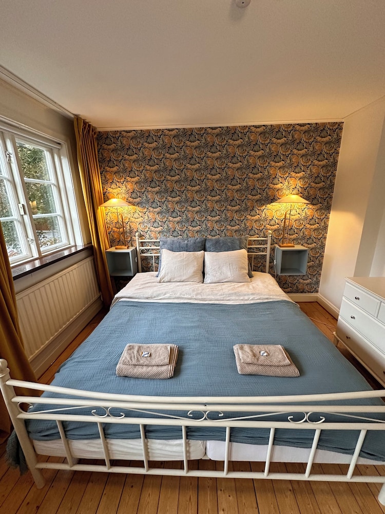 Standard Double Room - 1 King Bed (Room 2) photo 2