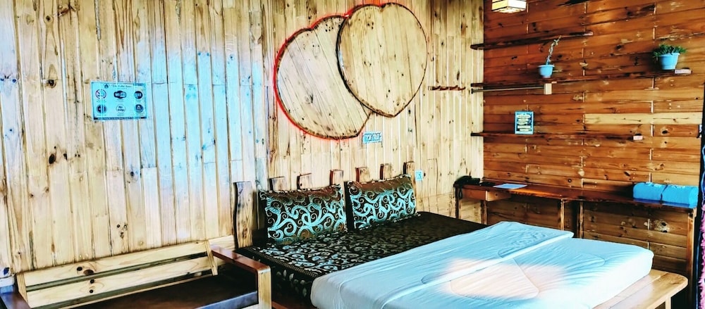 Junior Studio Suite
