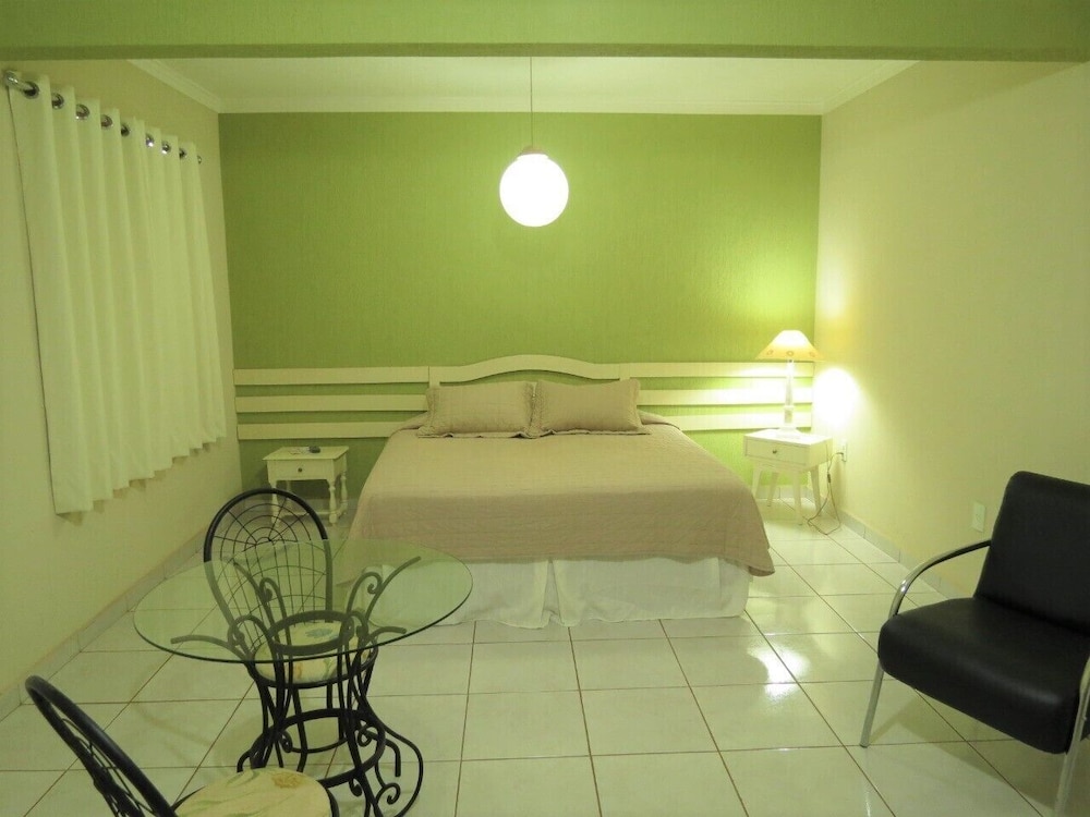 Deluxe Room, 1 Bedroom - Photo 7