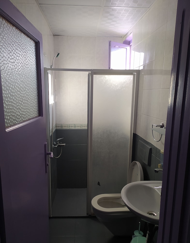Lilac Room photo 2