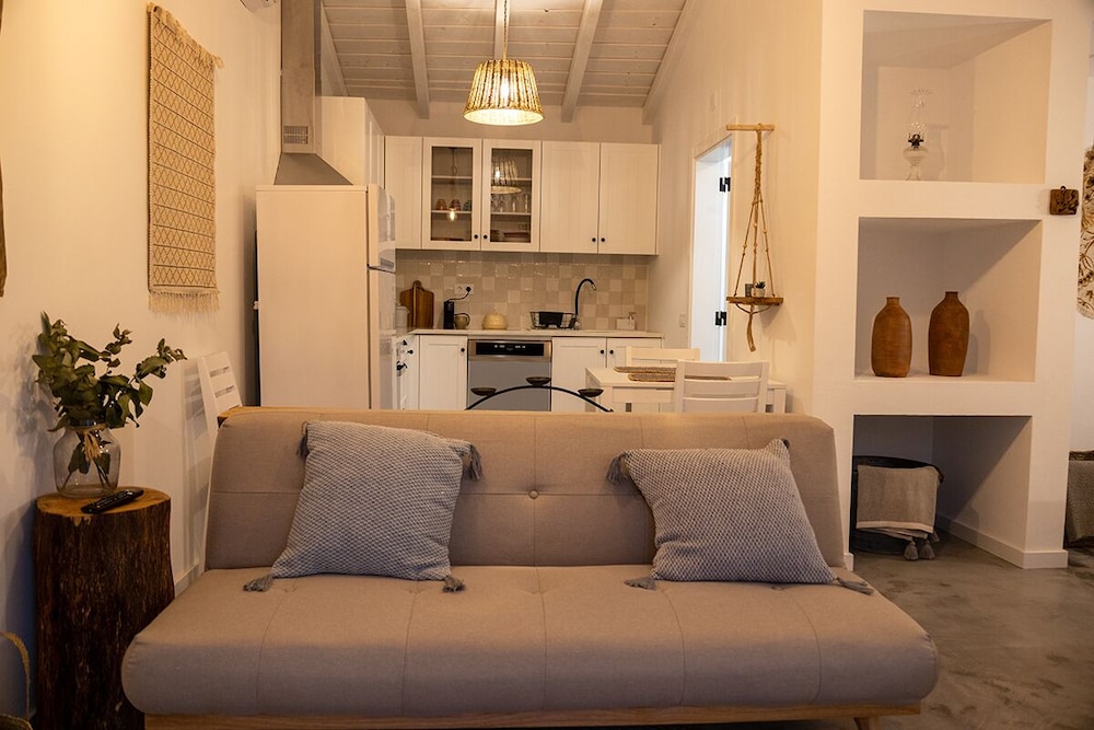 Romantic Apartment photo 2