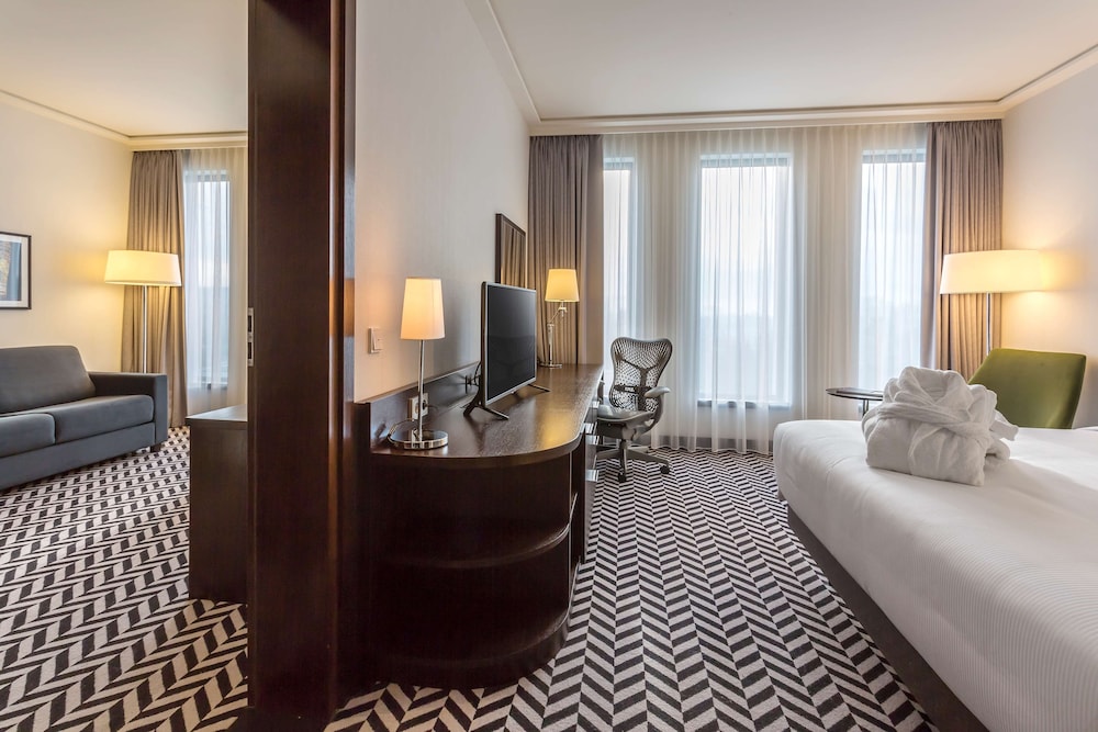 Suite, 1 Bedroom photo 3