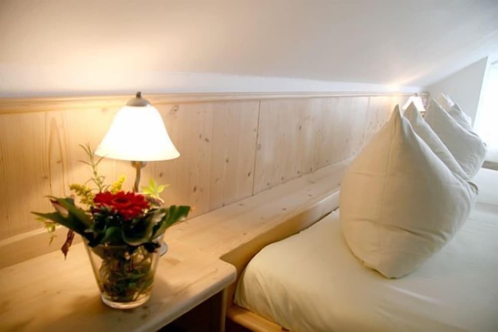 Double Room - Photo 3