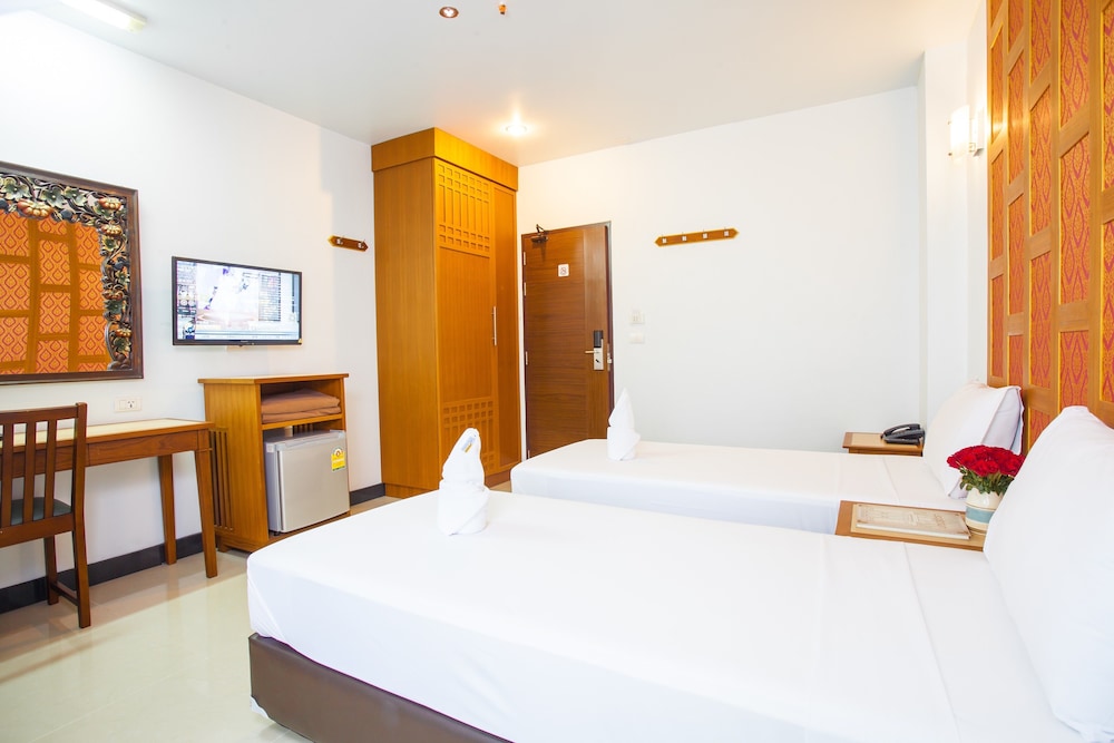 Superior Twin Room, 2 Twin Beds photo 2