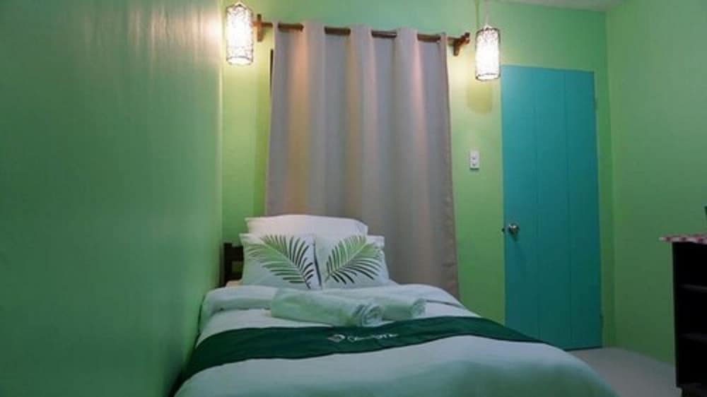 Basic Single Room photo 2
