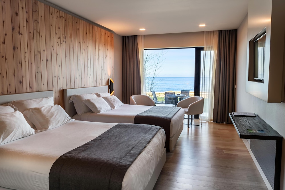 Superior Double or Twin Room, Sea View
