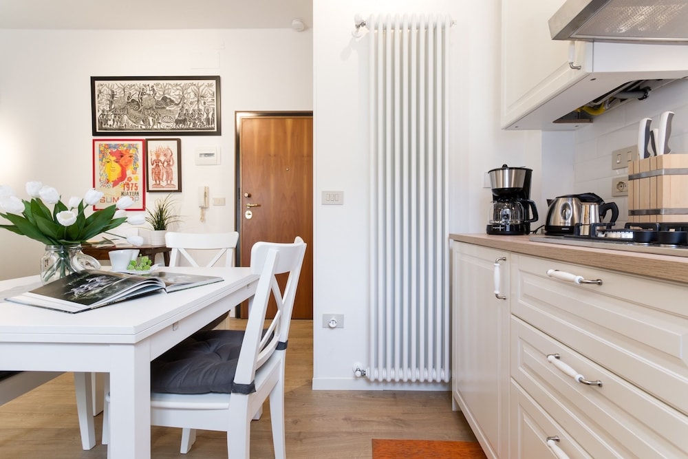 Apartment, 2 Bedrooms - Photo 12