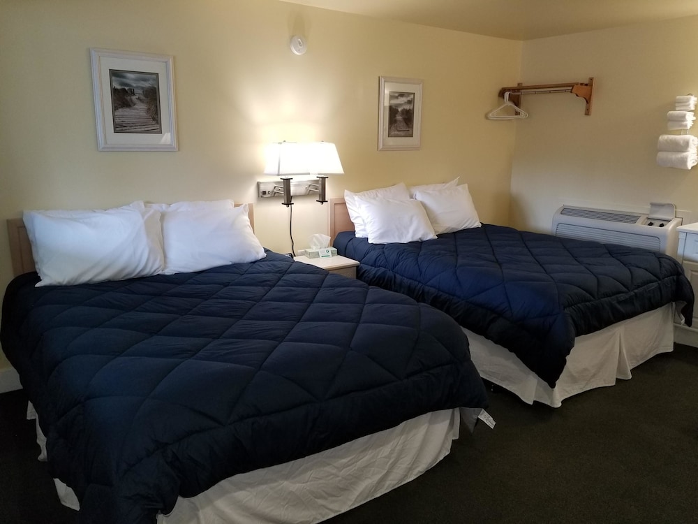 Room, 2 Queen Beds