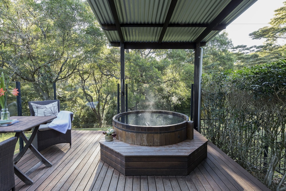 Luxury Falls Villa photo 2